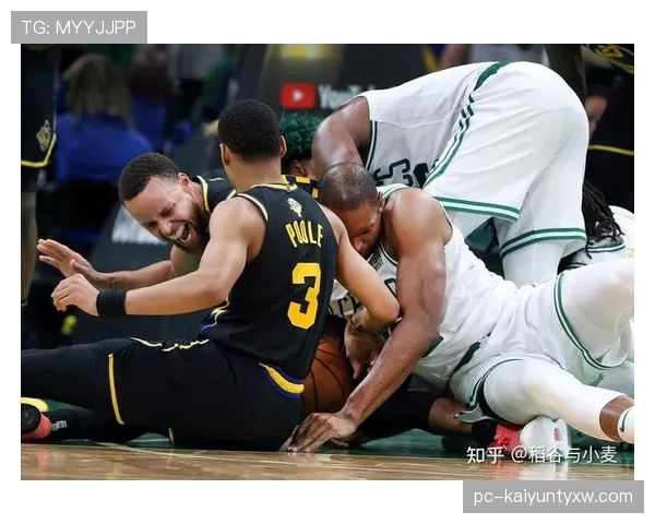 中圈开球的规则详解与裁判判罚标准解析