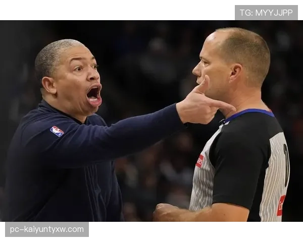 新手看NBA必备知识：非法掩护犯规到底怎么判罚？