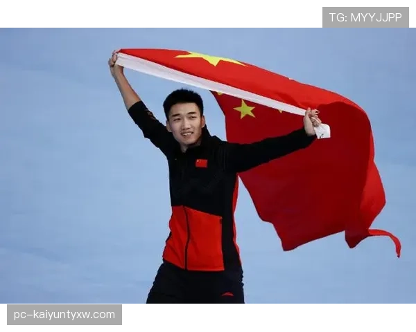 高亭宇训练完直接打车去吃人均三千的和牛，这谁顶得住啊